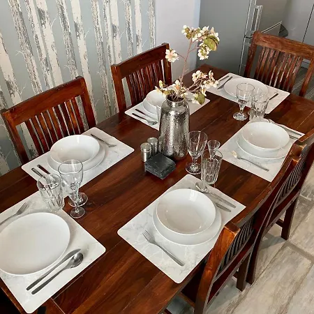 Royal Centre ポプラト